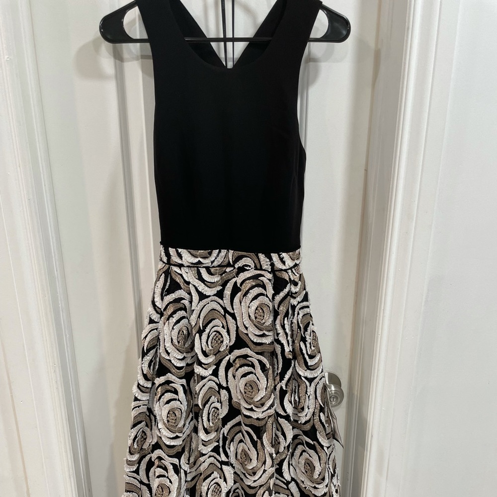 Calvin Klein evening dress in the color black, size 8, new with tags, no defects